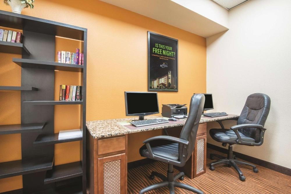 La Quinta Inn & Suites by Wyndham Silverthorne - Summit Co